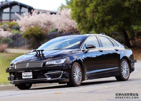 Auto X用于测试的Lincoln MKZ Auto X用于测试的Lincoln MKZ